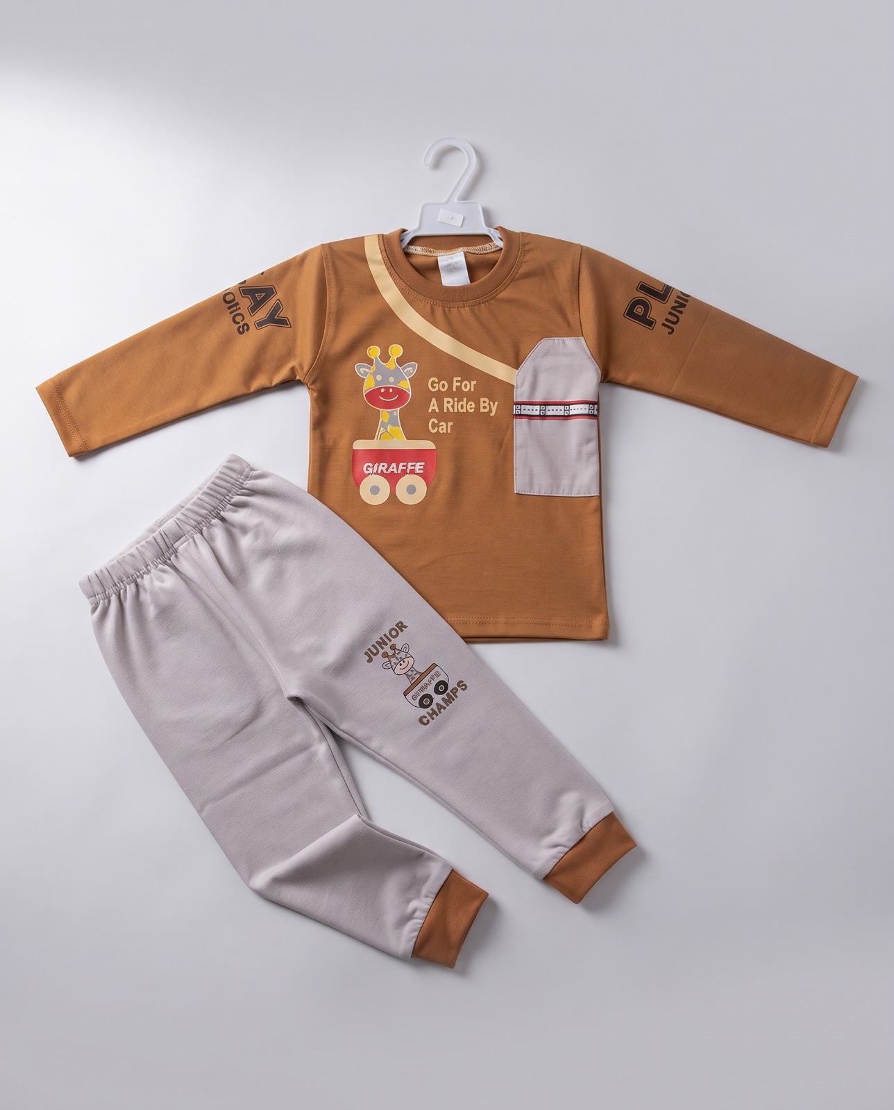 Kids Giraffe 2-Piece Suit – Brown & Light Grey